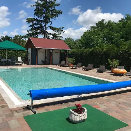 Meggyes Hotel