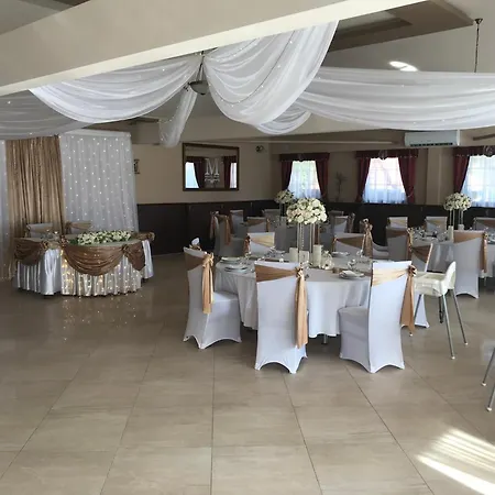 Meggyes Hotel Szerencs