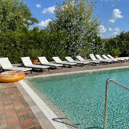 Hotel Meggyes Szerencs