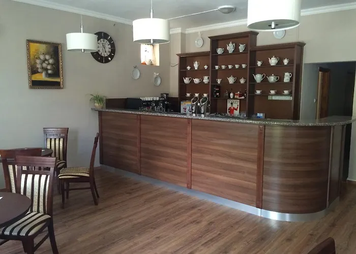 Hotel Meggyes 3*