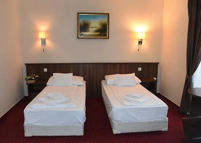 Meggyes Hotell Szerencs